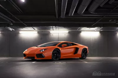 Lamborghini Aventador naranja 2018