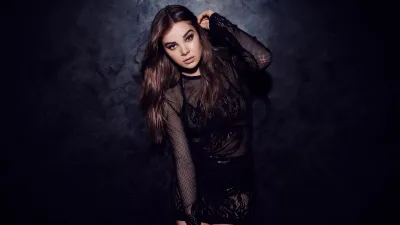 Hailee steinfeld