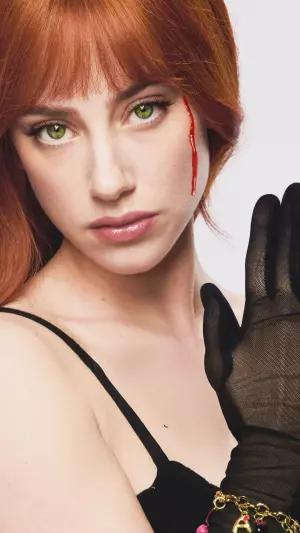 Lili Reinhart