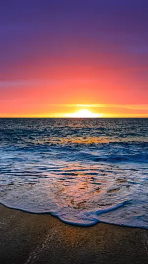 Atardecer En La Playa