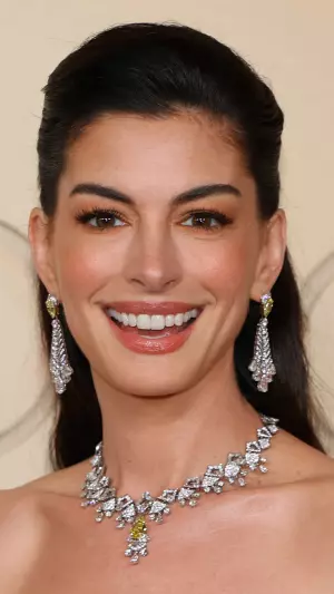 Anne Hathaway Oscars