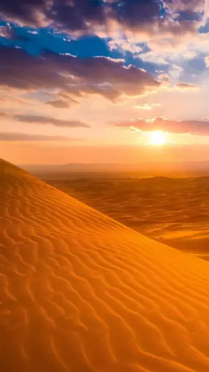 Desierto y nubes
