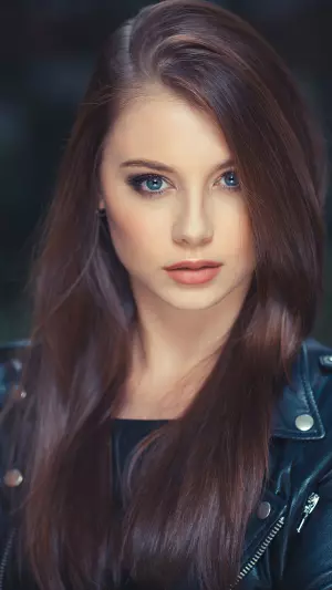 Chica de rostro precioso