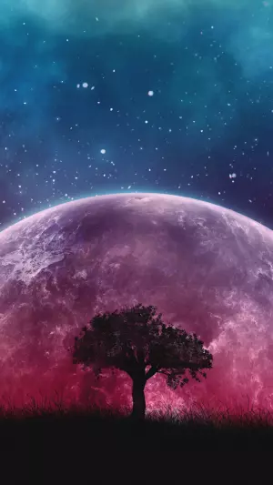 Silueta de un árbol solitario bajo un planeta