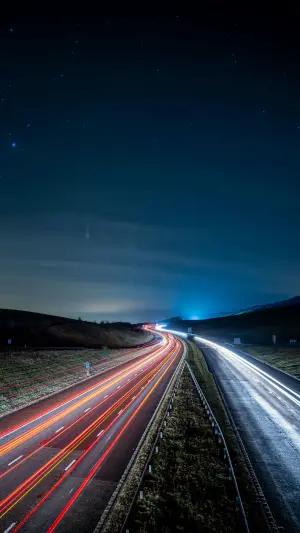 Autopista iluminada