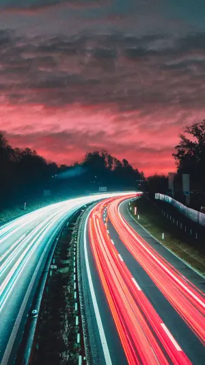 Autopista iluminada