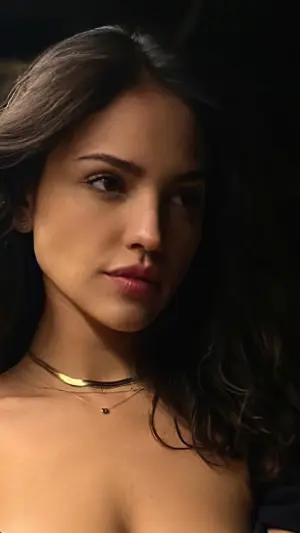 Eiza gonzalez
